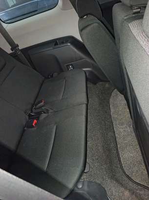 Toyota wish silve image 6
