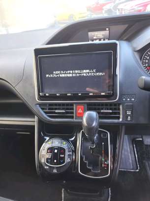 TOYOTA NOAH WXB  2019MODEL 8 SEATER image 9