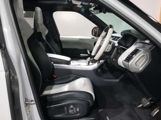 2022 RANGE ROVER SPORT SV EDITION image 7