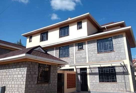 5 Bed House with En Suite at Runda image 15