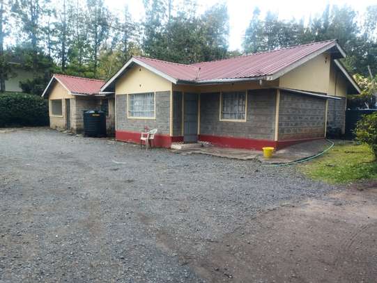 Two units, three bedrooms and two bedrooms bungalows. image 4