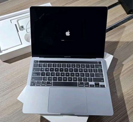 Apple MacBook Pro 13.3 Mid 2022 image 4