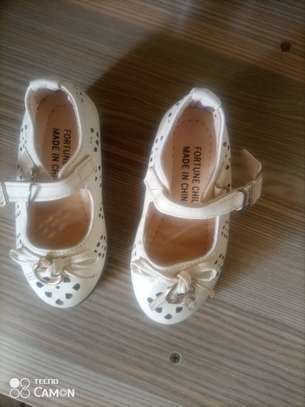 Baby girl shoes size 22 image 2