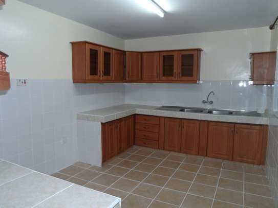 3 Bed Apartment with Balcony at Kilimani image 1