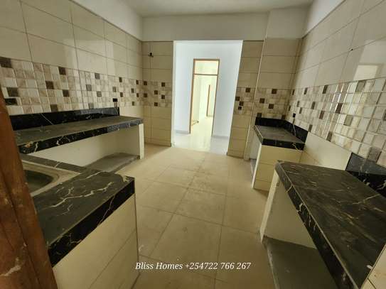 3 Bed Apartment with En Suite at Tudor Mwisho image 1