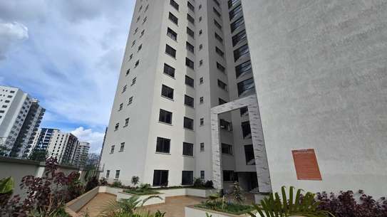 3 Bed Apartment with En Suite in Lavington image 22