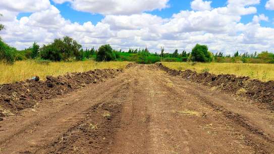 Prime land for sale in Kitengela image 3