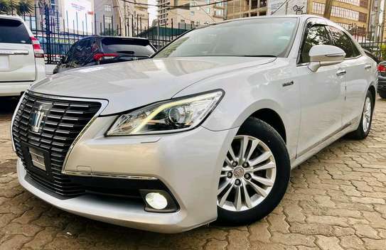 Toyota crown on special offer image 3