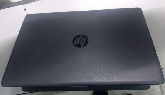 Laptop HP 250 G7 8GB Intel Core i7 SSD 256GB image 3