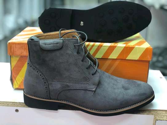 ITEM: *_Leather Suede Boots_*??
SIZE: *_39, 40, 41, 42, 43, 44, 45._*
?: _Ksh3, 9 9 9_. image 1