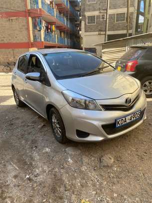 Toyota vitz on sale image 3