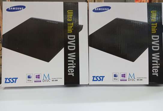 Samsung Ultra-Slim External DVD Writer USB (8x DVD /24x CD) image 1