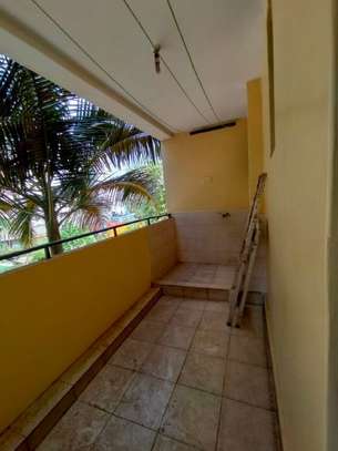 3 Bed Apartment with En Suite in Kilimani image 10