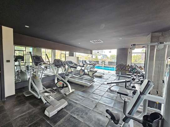 3 Bed Apartment with En Suite at Brookside image 2