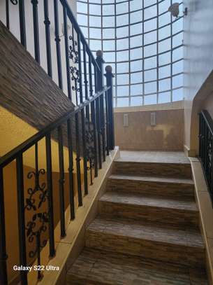 4 Bed House with En Suite at Safari Park View image 3