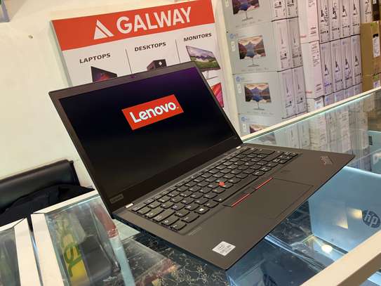 Lenovo ThinkPad T14s Core i7 10th Gen 8GB RAM 256 SSD image 2