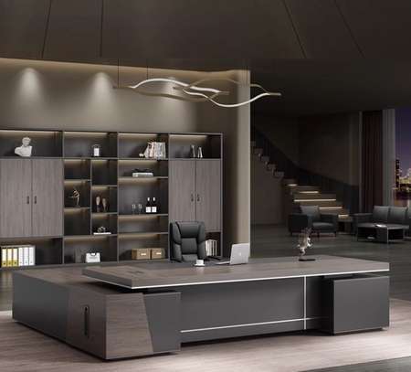 Office Desk: 1800MM Modern Fashion Boss Desk image 1
