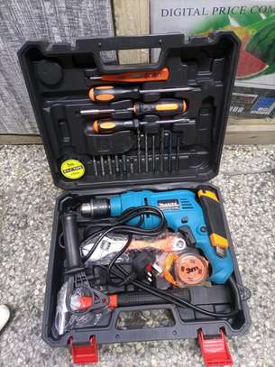 Makita drill tool kit image 1