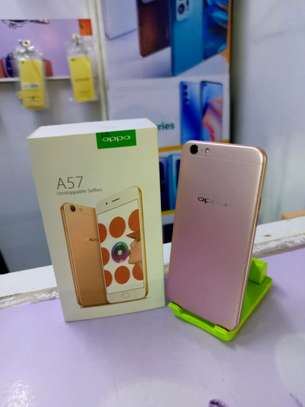 Oppo A57 ex uk image 2