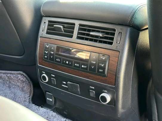 Toyota Land Cruiser Zx V8 Bar 2019 image 3
