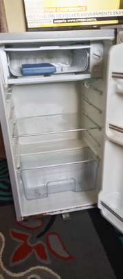 90 Litres Single Door Direct Cool Fridge, Silver RF/215 image 2