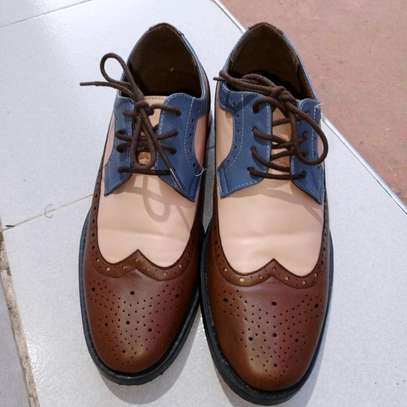Mens Brogue/Oxford Fashion Lace-up Work Shoes. image 2