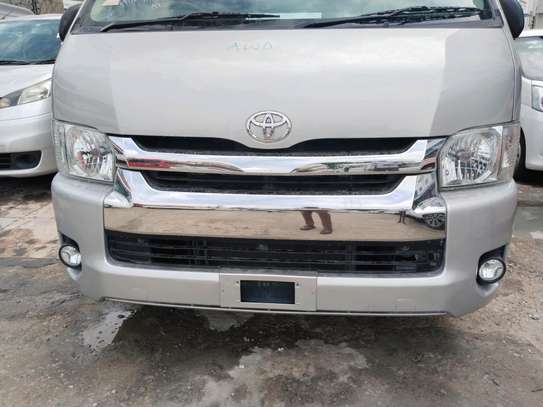 Toyota hiace 9L manual diesel on sale image 6