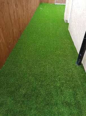 An ideal spot to have artificial turf at home image 2