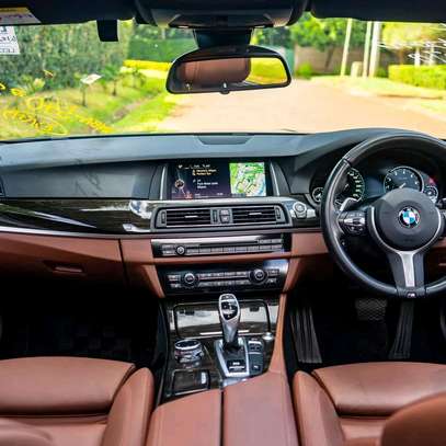 2016 BMW 528i Msport sunroof image 6