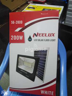 200w Neelux LED Solar Flood Light image 1