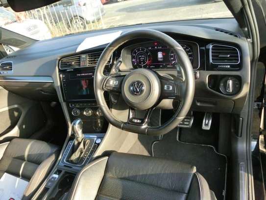 Volkswagen Golf R -line  Sport 2000cc 2018 image 2