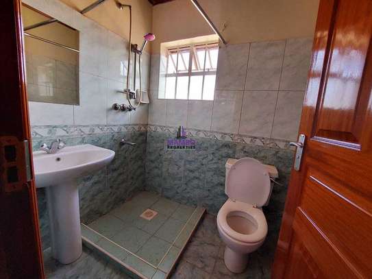 5 Bed House with En Suite at Runda Rd image 10