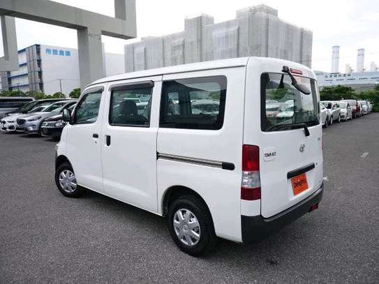 Toyota townce image 6
