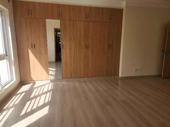 3 Bed Apartment with En Suite in Westlands Area image 9