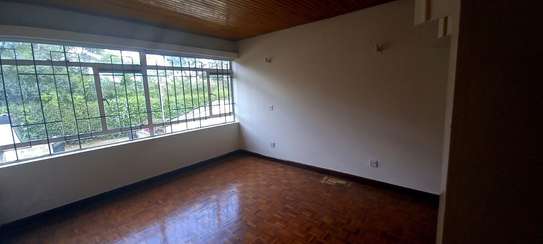 4 Bed Townhouse with Garage in Kilimani image 3