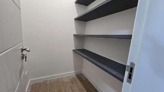 1 Bed Apartment with En Suite in Lavington image 14