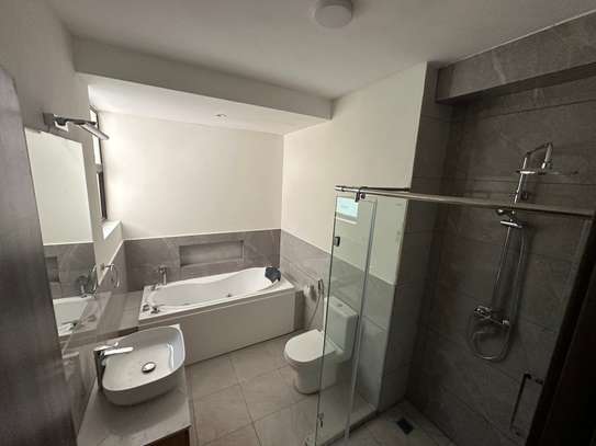 Serviced 3 Bed Apartment with En Suite in Kileleshwa image 34
