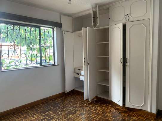3 bedroom apartment master ensuite  available image 14