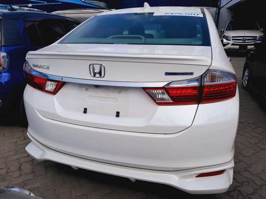 Honda grace hybrid white 2016 image 9