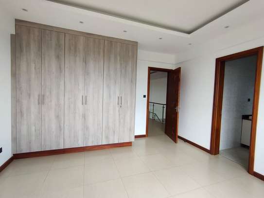 4 Bed Apartment with En Suite at General Mathenge Road image 7