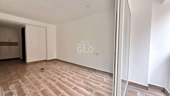 2 Bed Apartment with En Suite in General Mathenge image 2