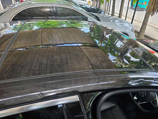 MERCEDES-BENZ E200 image 14