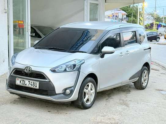 Toyota Sienta KDL 2016 image 1