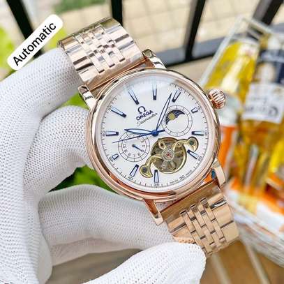 Omega de 2025 ville moonphase