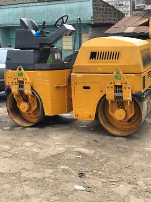 Compactor roller for hire image 11
