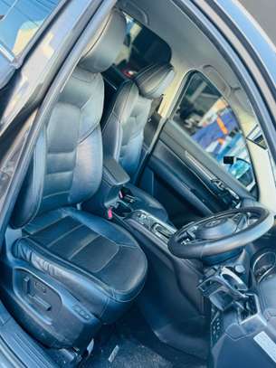 Mazda cx5 Gray 2019 image 8