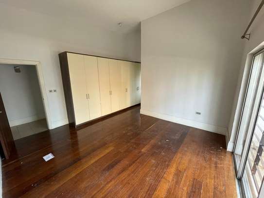 Serviced 3 Bed Apartment with En Suite in Westlands Area image 10