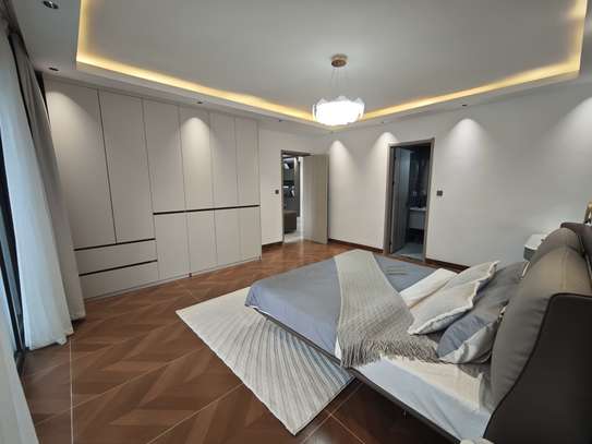 Serviced 3 Bed Apartment with En Suite in Kileleshwa image 8