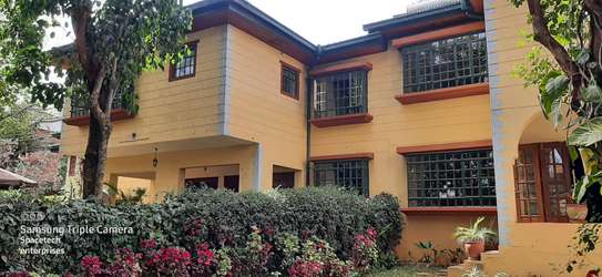 4 Bed Townhouse with En Suite in Lavington image 3