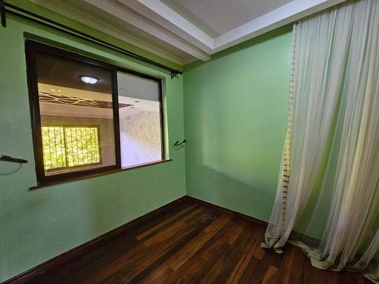 4 Bed Villa with En Suite in Kiambu Road image 4